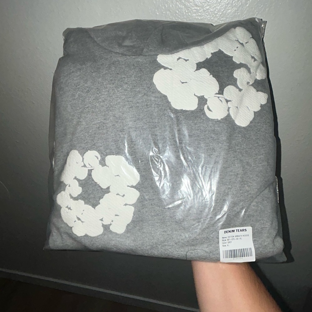 Authentic Denim Tears Cotton Wreath Hoodie Grey